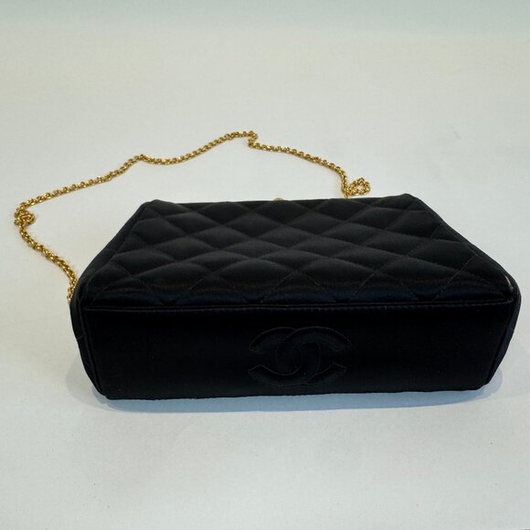 Vintage Chanel Black Quilted Frame Evening Bag - Picture 6 of 16